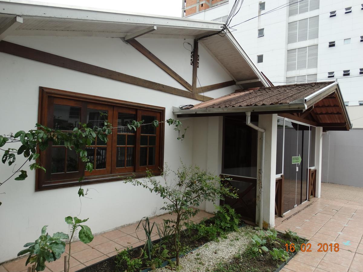 Pousada Casa Verde - Quartos Individuais - Smart Tv 32 - E Banheiro Privativo Apartment Itajai Exterior photo